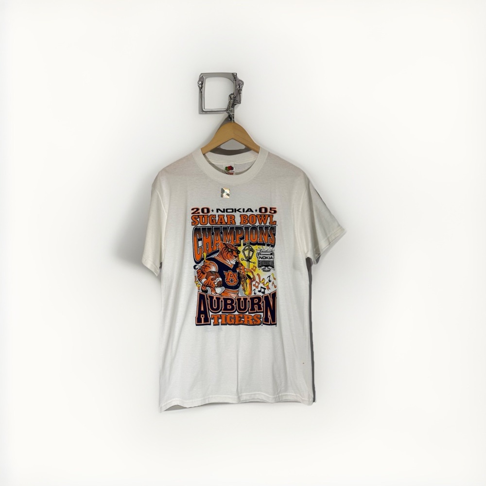 Vintage 2005 Auburn Tigers Sugar Bowl Champions T-Shirt NCAA  M White Football